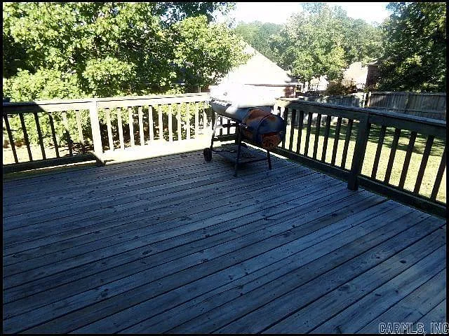 209 Chalamont Ln — Photo 22