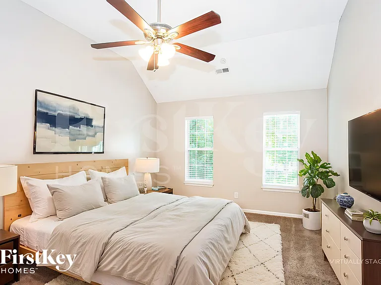 7031 Reedy Creek Rd — Photo 10