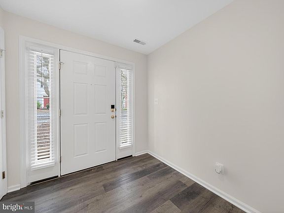 5th image of 13662 Saint Johns Wood Pl