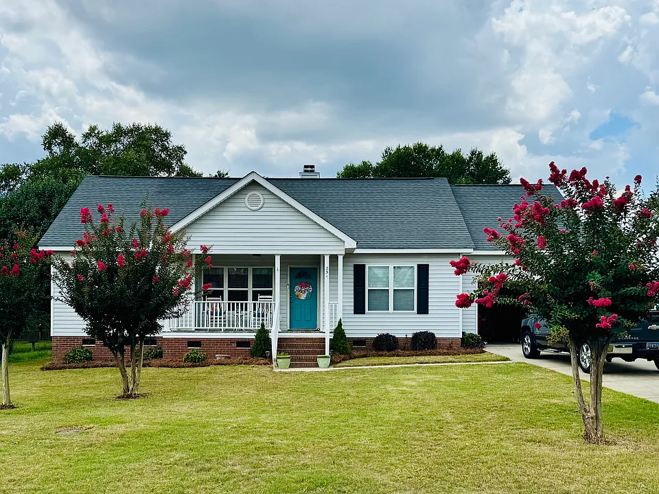 231 Autumnview Ct