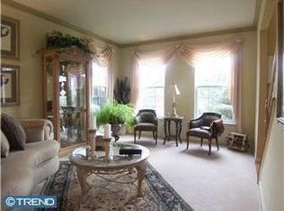 2 Quail Ct, Mount Laurel, NJ 08054