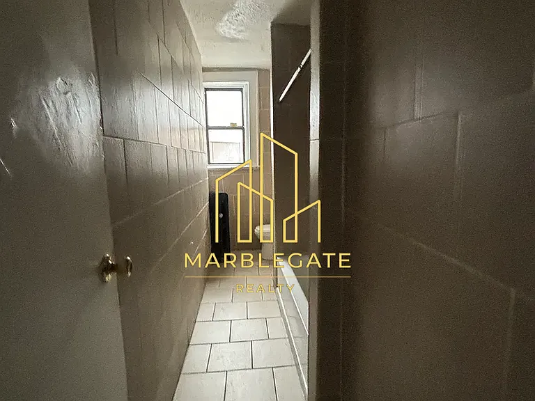 329 Park Ave #33 — Photo 6