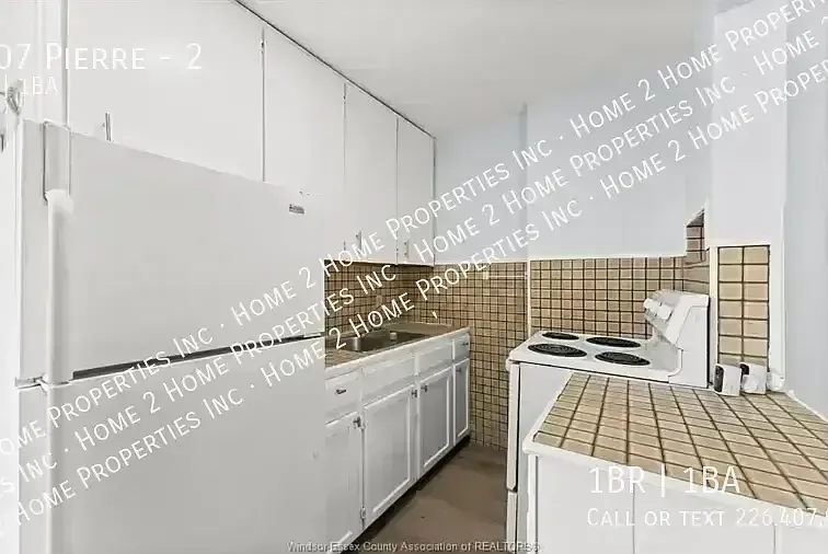 1107 Pierre Ave #2 — Photo 6