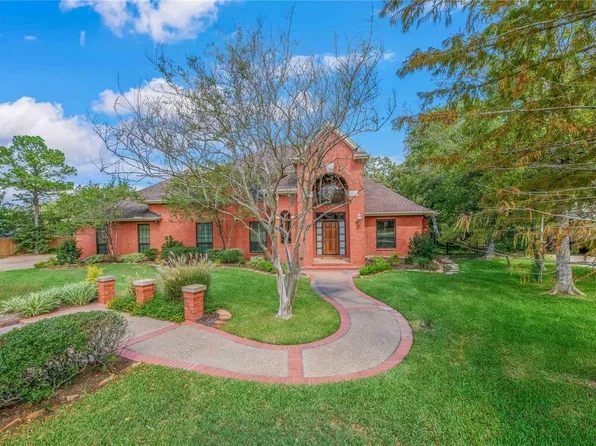 1205 Carmel Ct, College Station, TX 77845