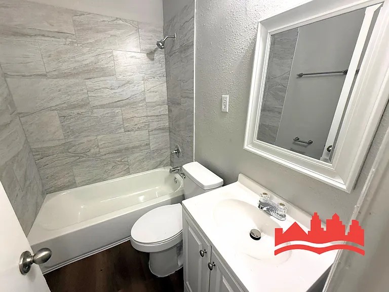 3270 Fairbanks St — Photo 12
