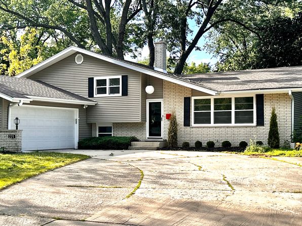 221 Tupelo Ave