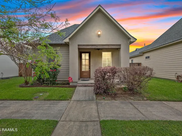 405 Bourdette Dr, Lafayette, LA 70507