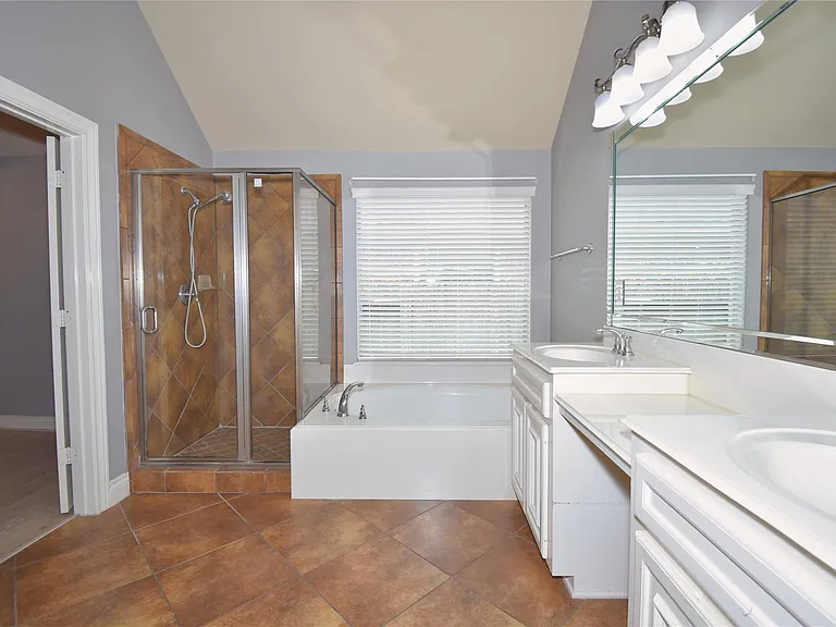 13611 Summer Cloud Ln — Photo 26