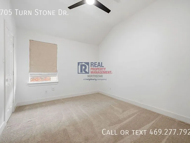 3705 Turn Stone Dr — Photo 10