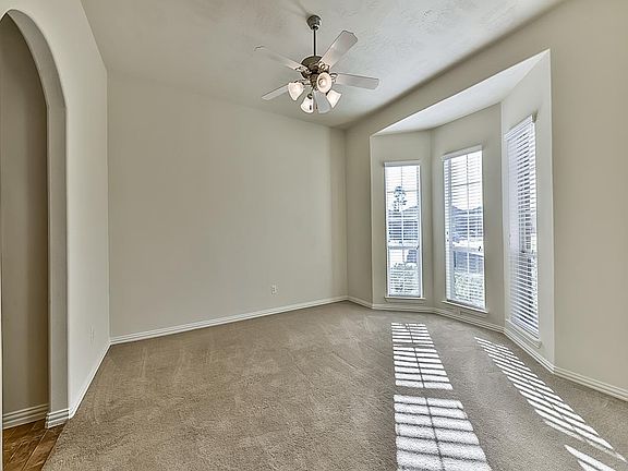 4th image of 1531 Lochstone Dr