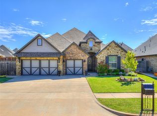 14740 Rochefort Ln, Yukon, OK 73099