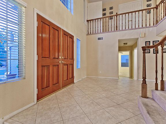 3rd image of 8221 Tivoli Cove Dr