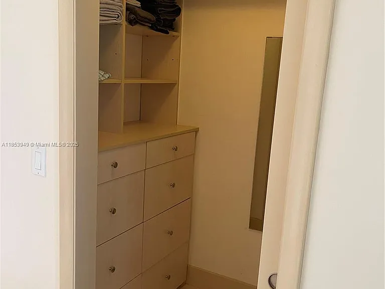 6365 Collins Ave #3404 — Photo 10