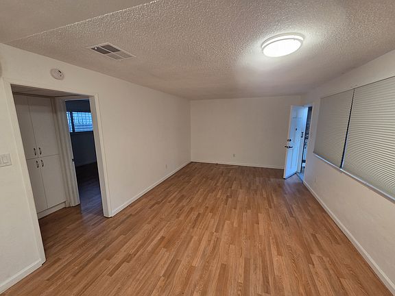 3rd image of 1918 17th St