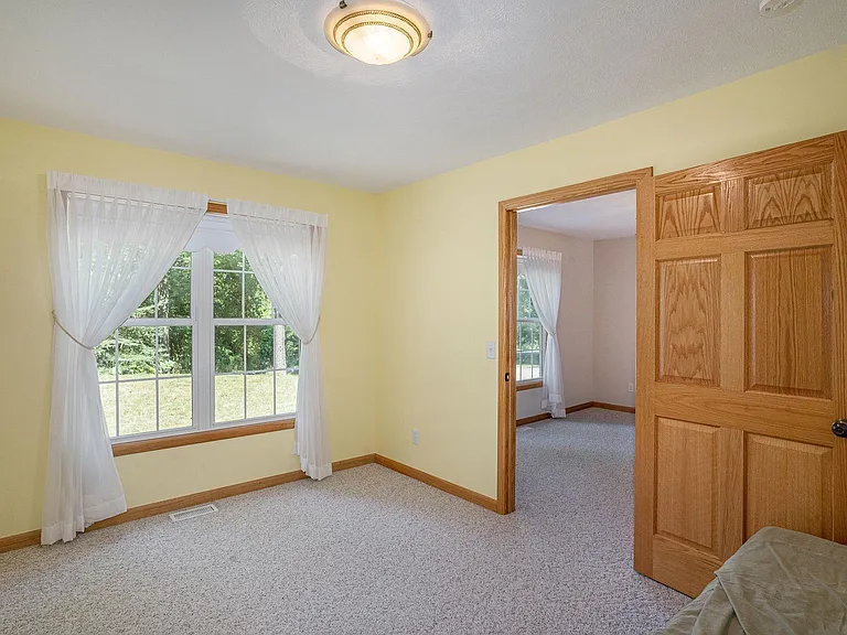 7675 E Kent Rd — Photo 14