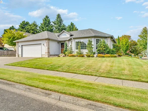 1615 Briar Ct, Newberg, OR 97132
