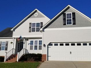 210 Snowberry Ln, Smithfield, NC 27577