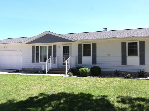 321 Anderson Dr, Wayland, MI 49348