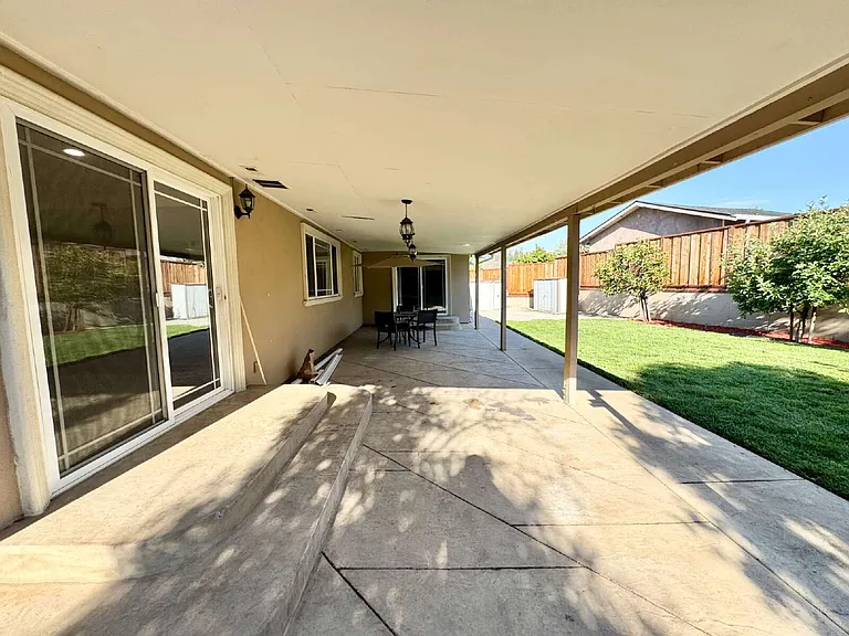 2494 Lone Oak Dr — Photo 61