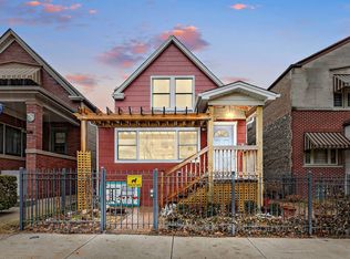 6069 N Ridge Ave, Chicago, IL 60660