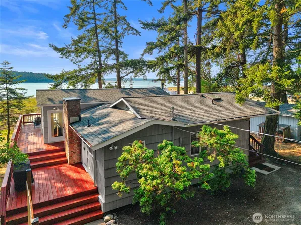 564 Mumby Road, Nordland, WA 98358