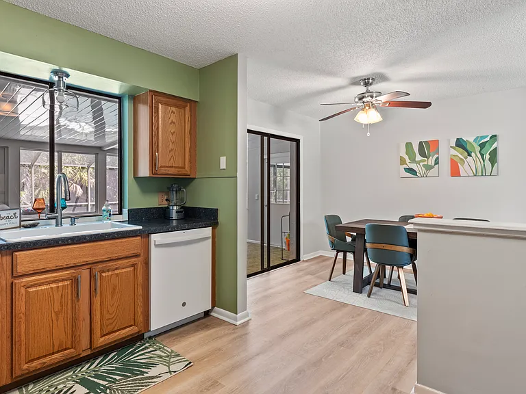 6 Courtney Ct — Photo 15