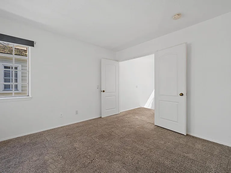 620 Holbrook Ct #101 — Photo 26