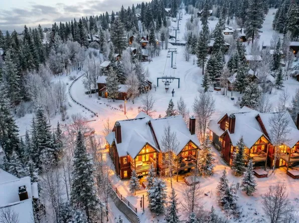 76 Clearwater Ct, Donnelly, ID 83615