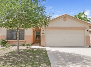 1427 E Vernoa St, San Tan Valley, AZ 85140