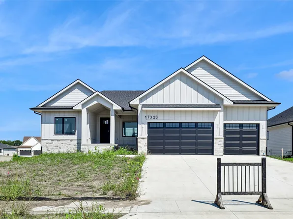 17323 Northview Dr, Waukee, IA 50263