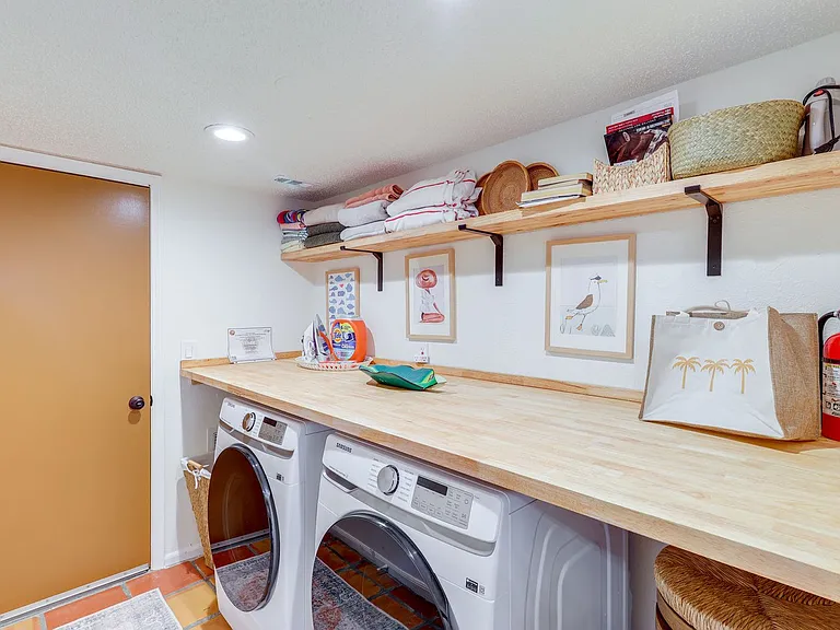 Laundry Room Cabinet