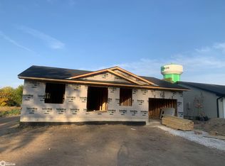 1006 N Pinet St, Jefferson, IA 50129