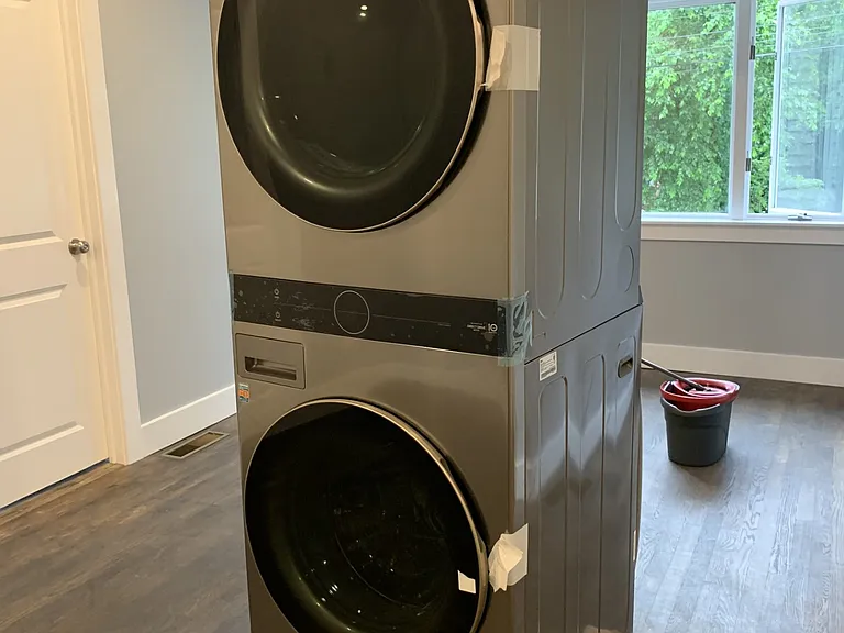 2 Rockview Ave #2 — Photo 9
