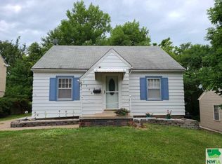 3259 Douglas St, Sioux City, IA 51104