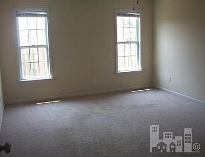 5th image of 4505 SE Fleetwood Drive