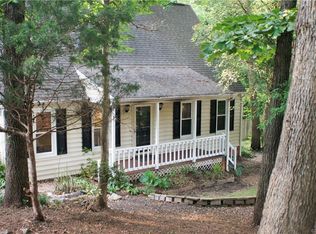 8112 Babbler Ln, North Chesterfield, VA 23235