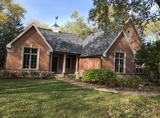 25632 W Drake Rd, Barrington, IL 60010