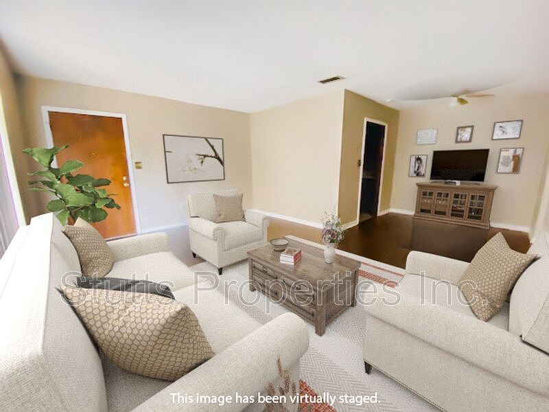 1st image of 1825 Darby Dr APT G-2