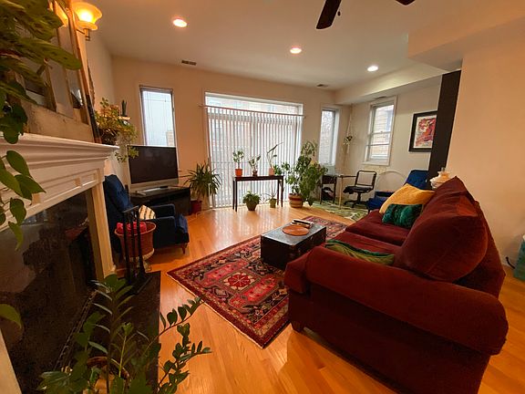 5th image of 1528 W Ohio St #2