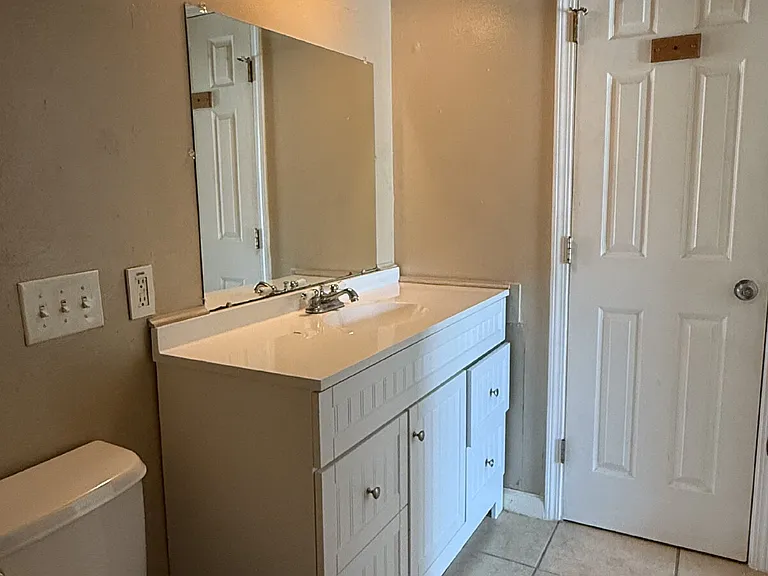 10571 Starcrest Dr — Photo 26