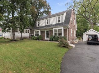 10 Draper Ter, Montclair, NJ 07042