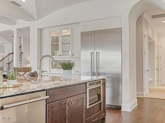 3rd image of 759 Promenade Pointe Dr