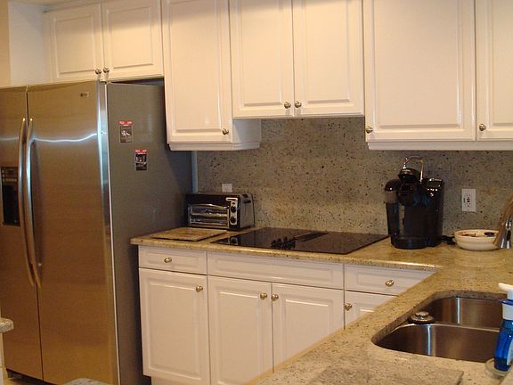 4th image of 15 Avenue De La Mer APT 2504