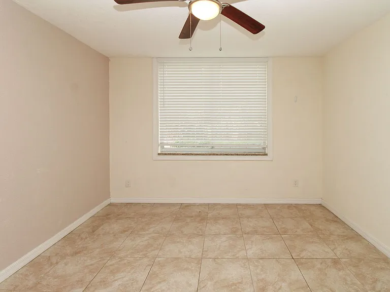 1260 Wildwood Lakes Blvd #104 — Photo 26