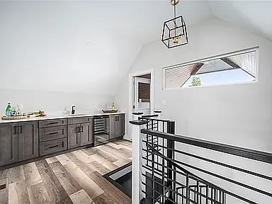 811 E Minnesota St — Photo 34
