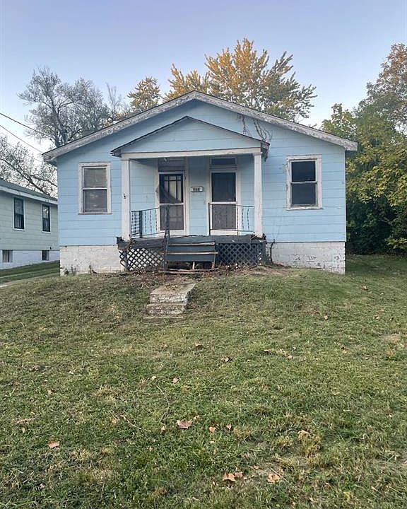 1st image of 555 Leeton Ave