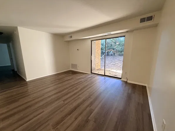 1004 Sandlin Pl APT D, Raleigh, NC 27606
