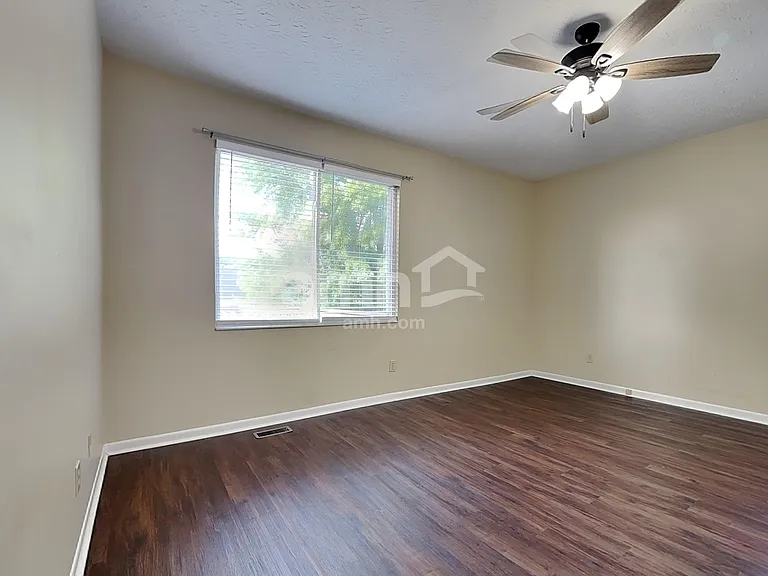 9021 Crimson Oak Dr — Photo 8