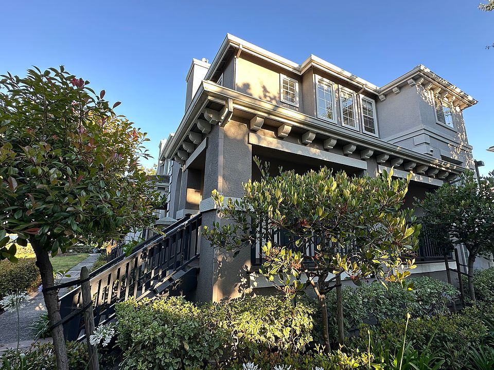 1st image of 123 Sydney Ln