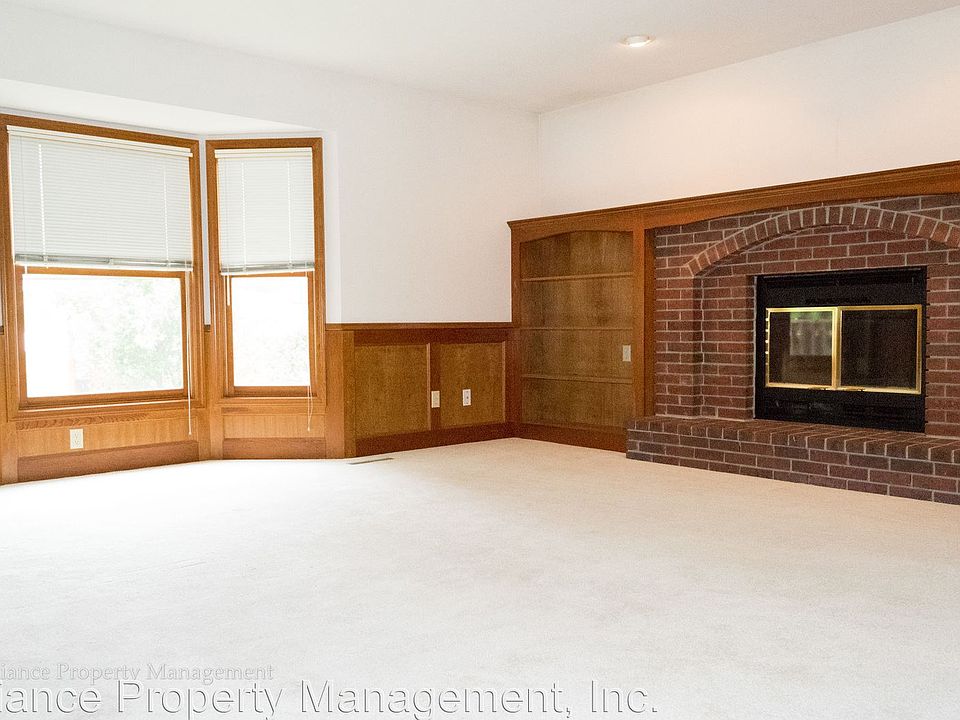 1st image of 1701 Westbank Way